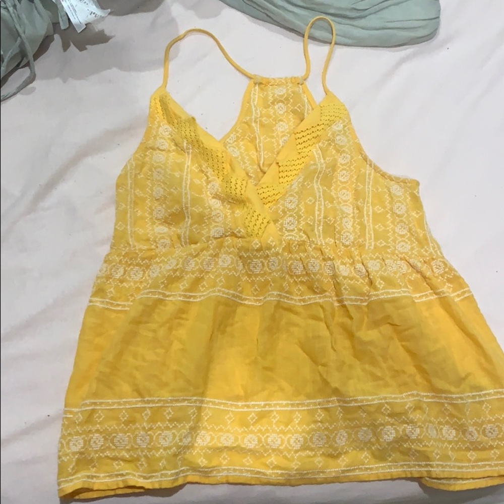 Yellow flow top